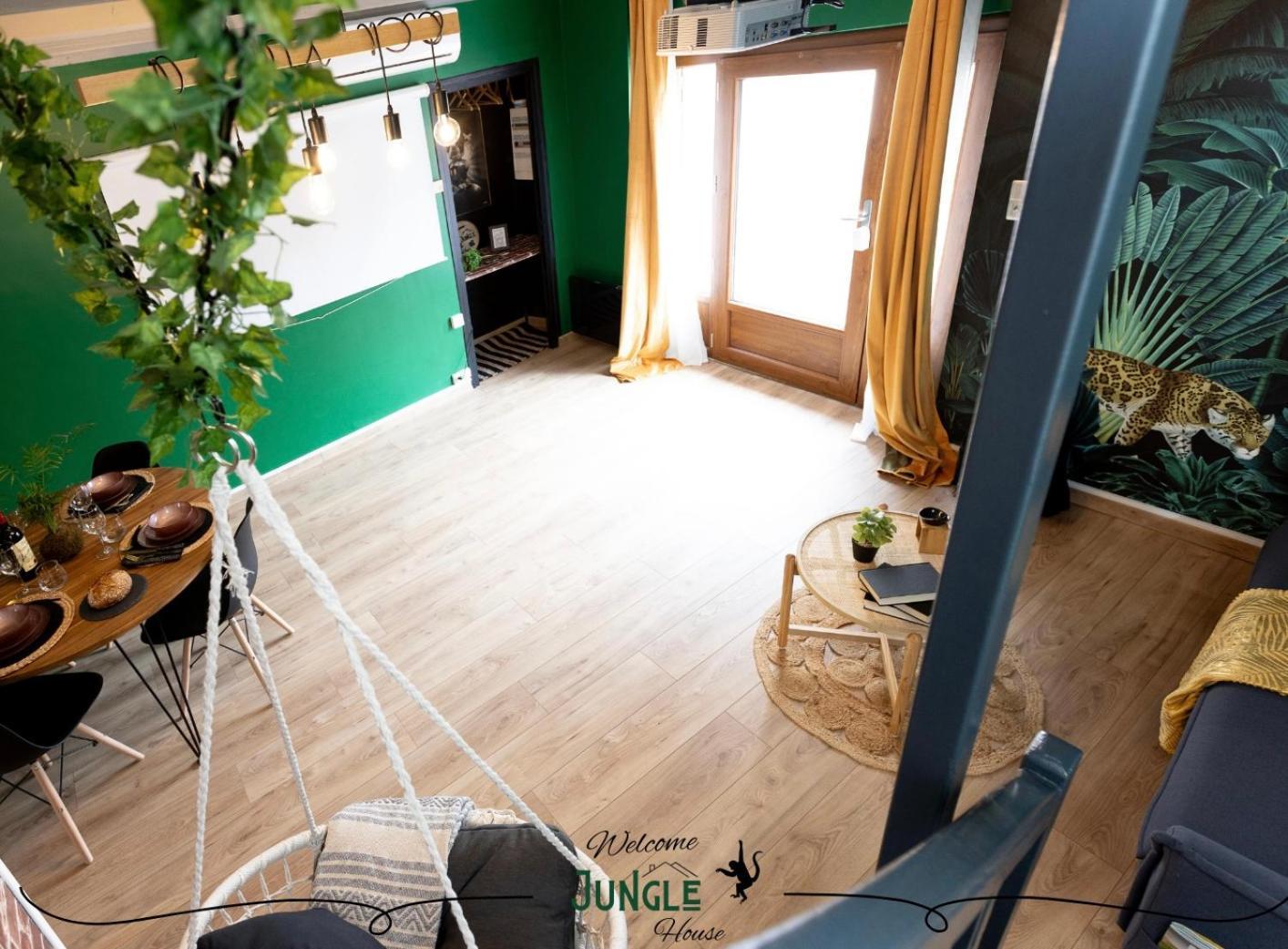 Maison "Jungle House" 90 M2 Billard, Retroprojecteur, Bar A Jeux , Vinyle, Wifi Fibre, Ideal Pro & Famille A Montbrison Buitenkant foto